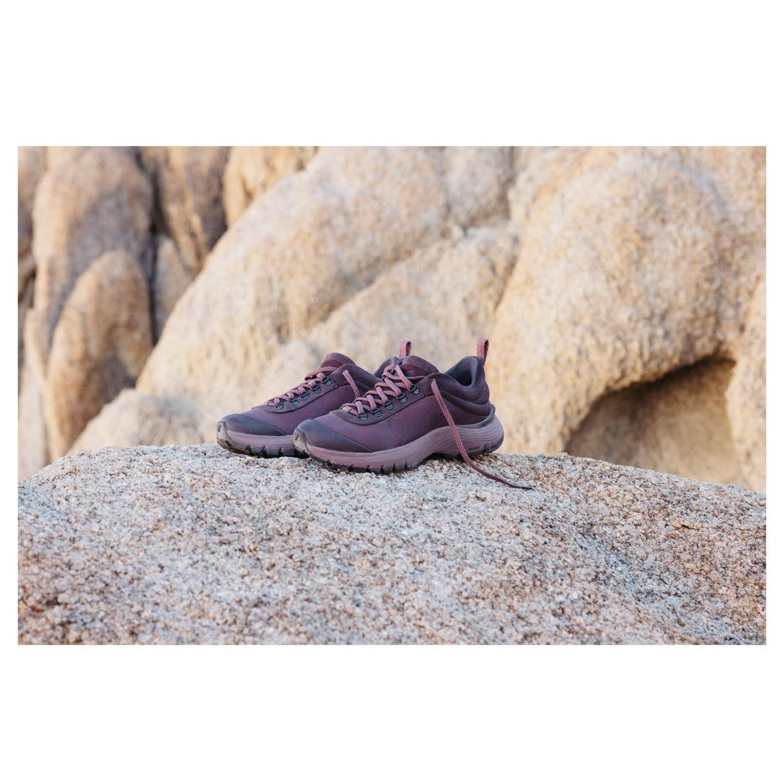 Danner Women's Trail Trainer 3" Plum Shoe 65401 Image Detail