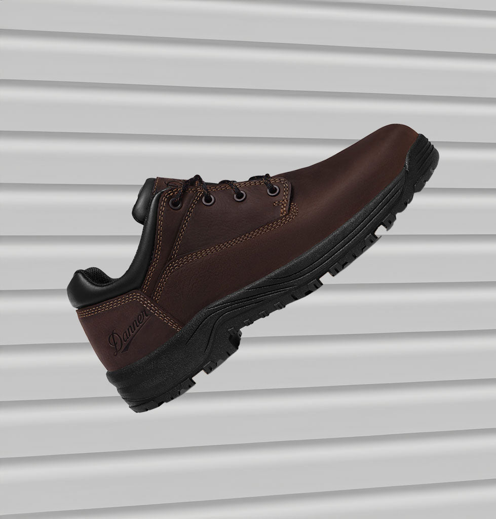 steel toe shoes store